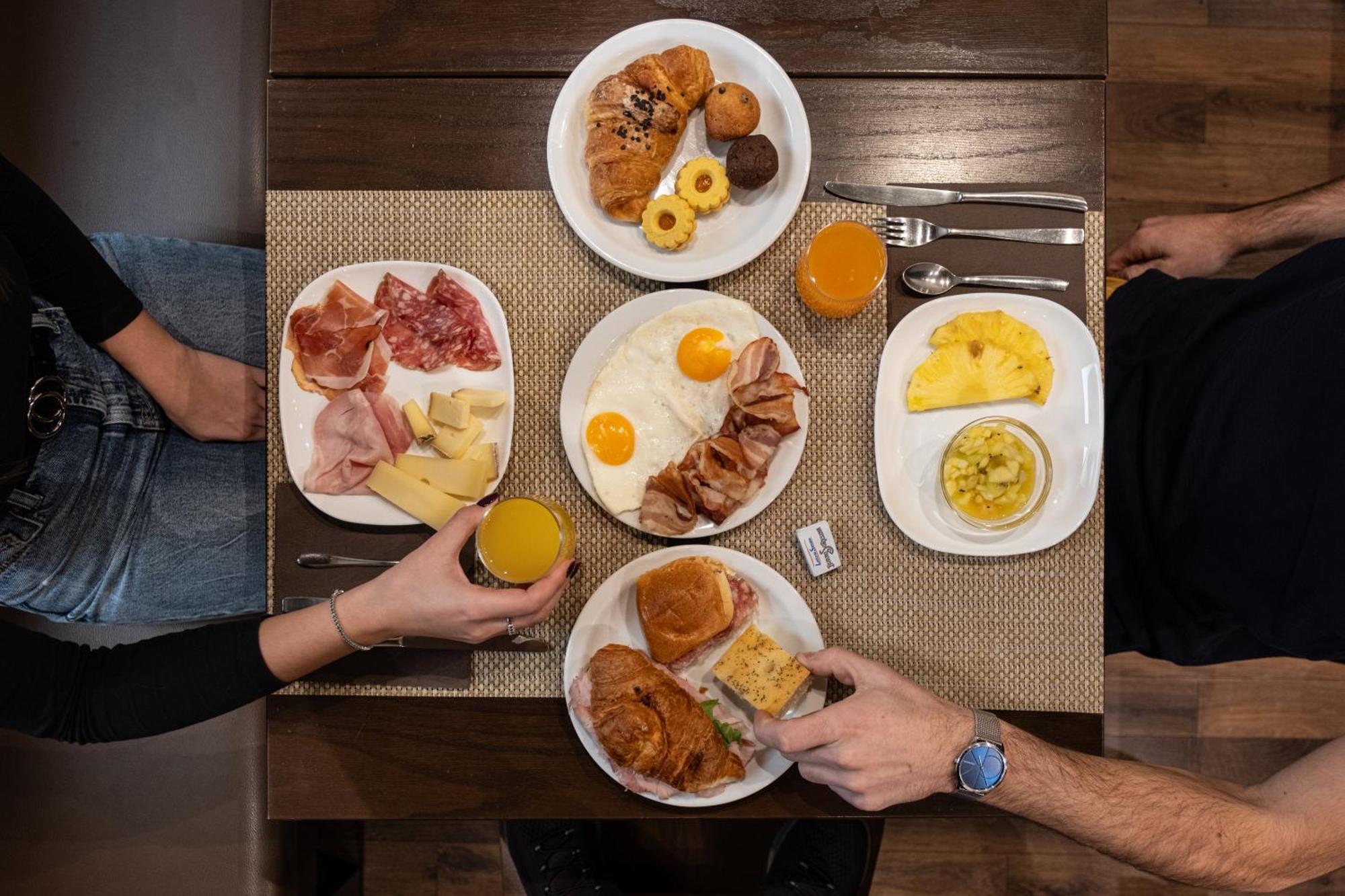Cuneo Hotel 외부 사진